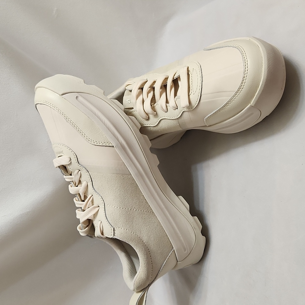 Sorel ONA 503 Everyday Low Sneakers (W Size 9.5)